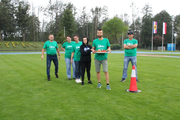 Drużyna Gminy Rogowo podczas wykonywania konkurencji